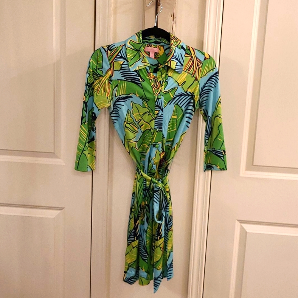 Lilly Pulitzer Button front dress, comfortable fab